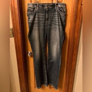 Wrangler ladies Ultimate Riding Jean in Blue